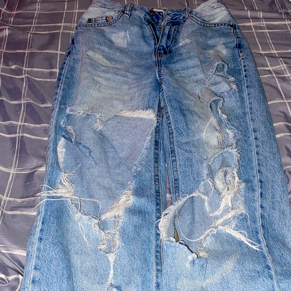 Ripped high rise jeans